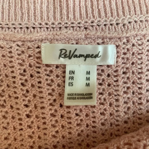 Pink, off the shoulder, knit Revamped shirt - Picture 2 of 5